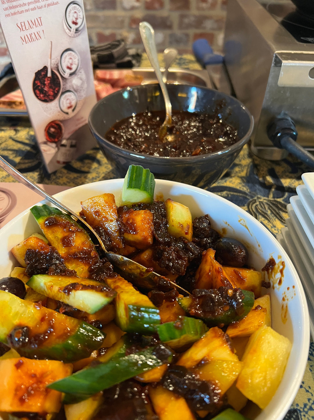 Roedjak met Sambal Opa Co ketjap